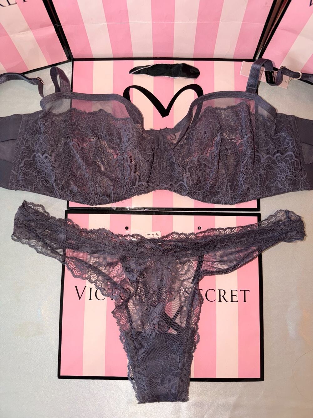 Victoria's Secret Bra Strapless Minimizer 38DD XL Gray Thong